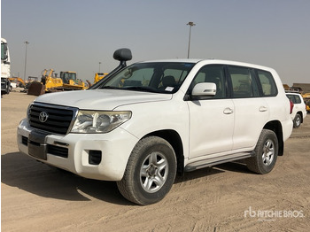 SUV TOYOTA Land Cruiser