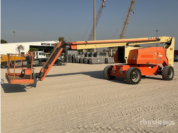 Articulated boom JLG