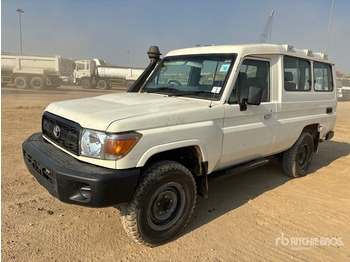 SUV TOYOTA Land Cruiser