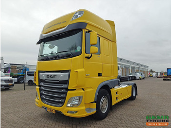 Tractor unit DAF XF 450