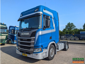 Tractor unit SCANIA R 450
