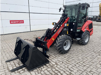 Compact loader MANITOU MLA 5-50 H