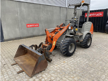 Compact loader WEYCOR