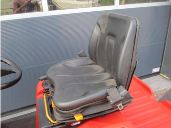 Tow tractor Linde P 60: picture 5