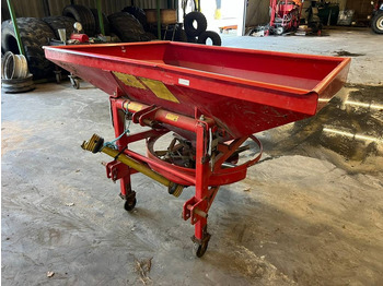 Fertilizer spreader LELY