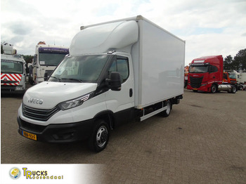 Closed box van IVECO Daily