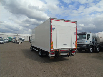 Box truck MAN TGM 15.250 + MANUAL + EURO 5 + LIFT: picture 5