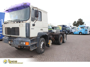 Tractor unit MAN 26.364
