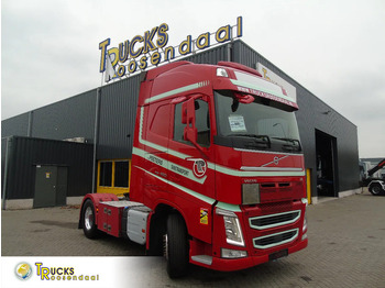 Tractor unit VOLVO FH 460