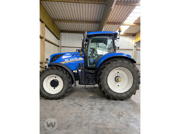 Farm tractor NEW HOLLAND T7.245