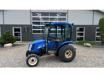 Farm tractor NEW HOLLAND TC series