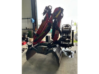 Truck mounted crane PALFINGER