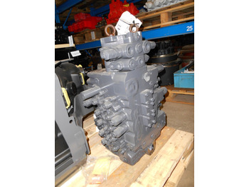 Hydraulic valve CASE