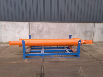 Hydraulic cylinder HITACHI