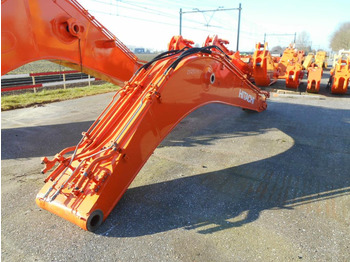 Boom HITACHI