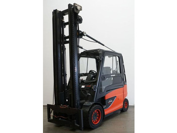 Electric forklift LINDE E