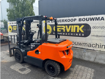 Diesel forklift Doosan D 40 SC-7: picture 2