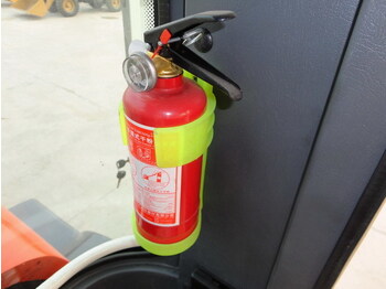 New Wheel loader, Compact loader Qingdao Promising 1.2T Capacity Small Hydraulic Wheel Loader ZL12F: picture 5