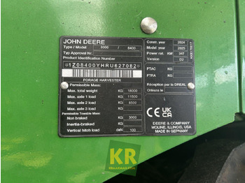Forage harvester John Deere 8400: picture 3
