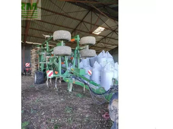 Cultivator AMAZONE
