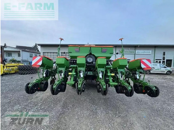 Precision sowing machine AMAZONE