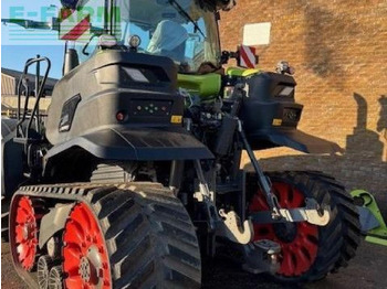 Farm tractor CLAAS Axion 960