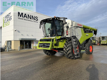 Combine harvester CLAAS Lexion 6900