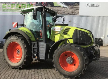 Farm tractor CLAAS Axion 810