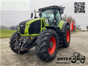 Farm tractor CLAAS Axion 930