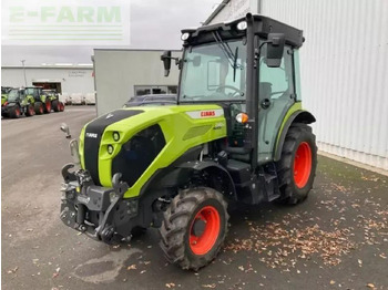 Farm tractor CLAAS Nexos