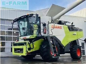 Combine harvester CLAAS