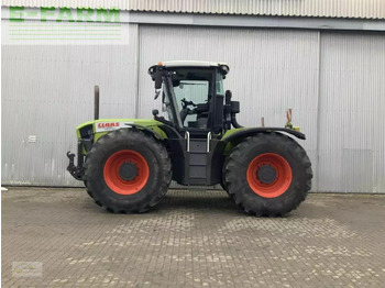 Farm tractor CLAAS Xerion 3300