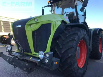 Farm tractor CLAAS Xerion