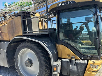 Trailed sprayer CHALLENGER