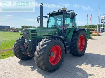 Farm tractor FENDT