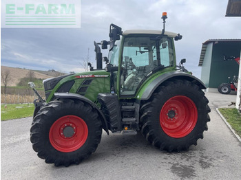 Farm tractor FENDT 516 Vario