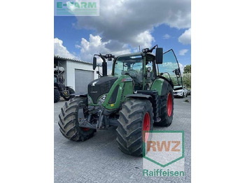 Farm tractor FENDT 718 Vario