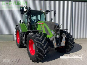 Farm tractor FENDT 718 Vario