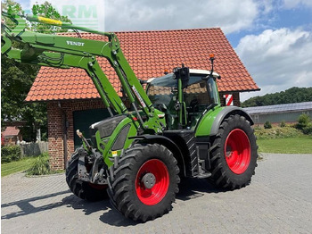 Farm tractor FENDT 720 Vario