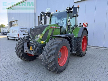 Farm tractor FENDT 724 Vario