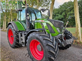 Farm tractor FENDT 718 Vario