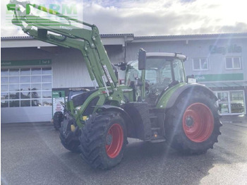 Farm tractor FENDT 724 Vario
