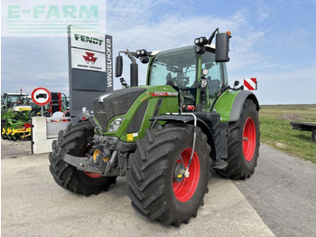 Farm tractor FENDT 724 Vario