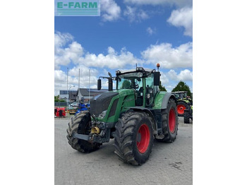 Farm tractor FENDT 824 Vario