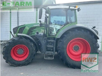 Farm tractor FENDT 828 Vario