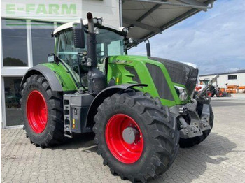 Farm tractor FENDT 828 Vario