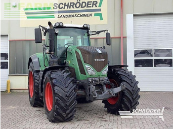 Farm tractor FENDT 828 Vario