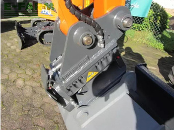 Mini excavator Hitachi zx 33 u-6: picture 2 Mini excavator Hitachi zx 33 u-6: picture 2