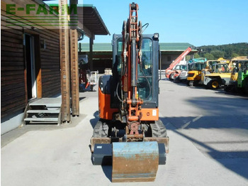 Mini excavator Hitachi zx26u-6 ( 2.740kg ) powertilt: picture 5 Mini excavator Hitachi zx26u-6 ( 2.740kg ) powertilt: picture 5