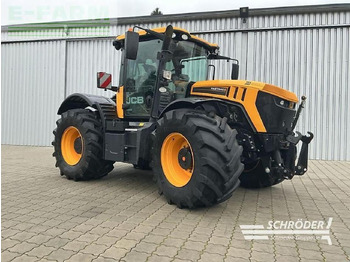 Farm tractor JCB Fastrac 4220